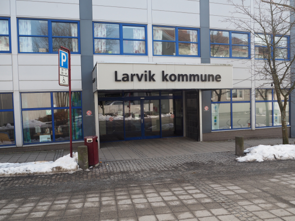 Larvik kommune lønn