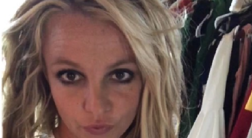 Britney Spears (37) har ikke mistet kontrollen over sosiale medier