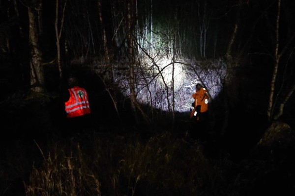 Mandag kveld ble det iverksatt en lstor eteaksjon etter en savnet kvinne ved Svinesund i Halden.  Nå er kvinnen funnet død av politiet