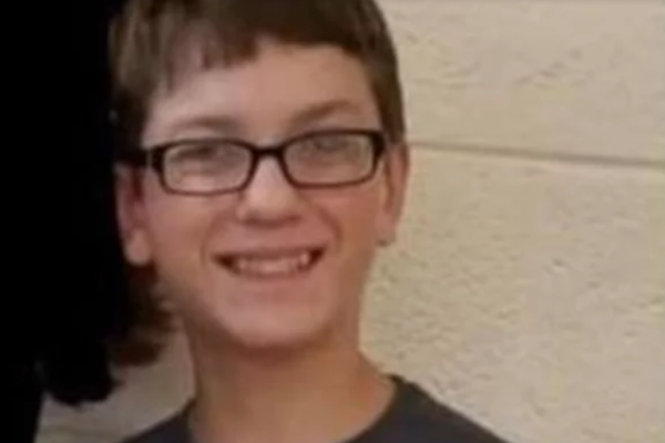 Harley Dillon (14) døde da han satte seg fast i skorstein. Han ble sist sett da han forlot sitt hjem. Ingenting tyder på at det ligger noe kriminelt