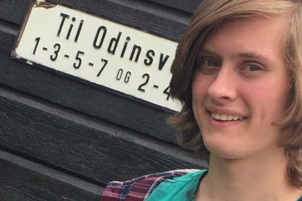 Klarsynt klarte ikke å finne savnede Odin André Hagen Jacobsen (19).Foreldrenes håp om å finne sønnen er knust igjen