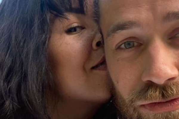 Maria Mena (34) ble utsatt for rasisme etter at hun delte et bilde av seg selv og kjæresten
