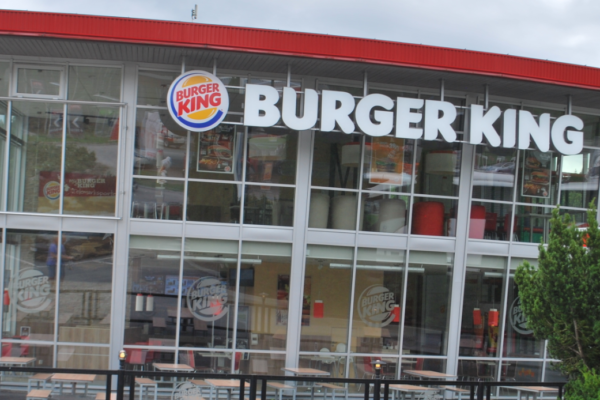 Burger King er stengt etter at en medarbeider testet positivt for coronaviruset