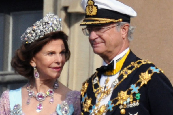 Kong Carl XVI Gustaf og dronning Silvia har vaksinert seg mot Covid-19