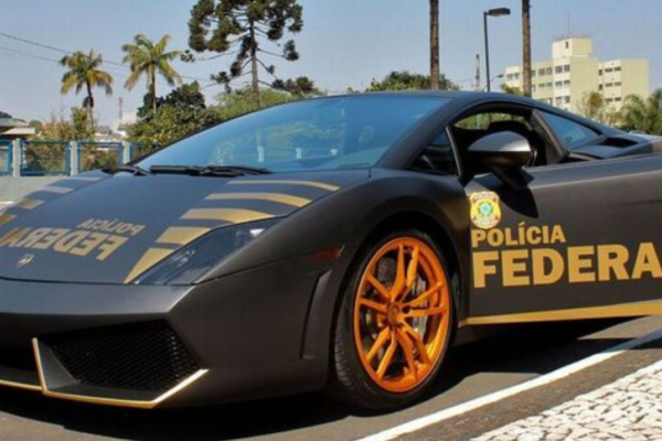 Lamborghini beslaglagt under politiaksjon – nå er den en politibil