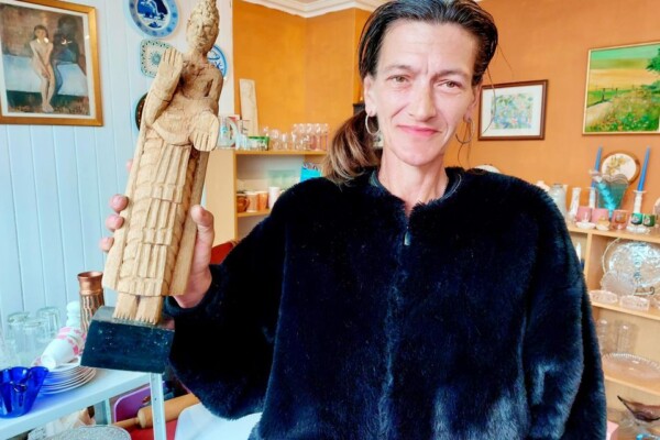 Etter mange år i rusmiljøet har Inger Caroline Heimdal (53) blitt butikksjef for egen butikk – jeg er glad for å få være en del av samfunnet igjen