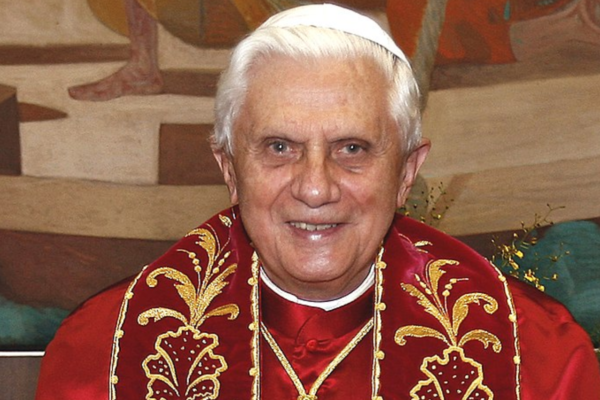 Tidligere pave Benedikt XVI (95) bisettes til uka