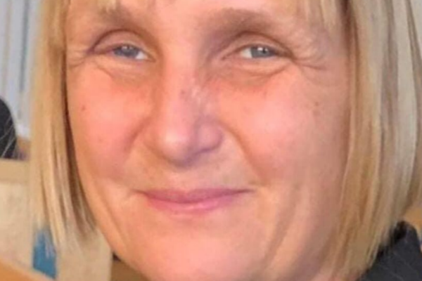 Anna-Karin (53) besøkte kirken – nå har hun forsvunnet