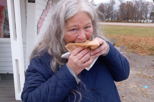 Marit-Helen fikk gratis burger:- Kjempegod