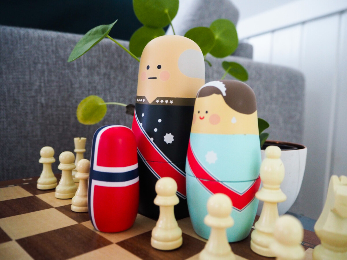 Sjakk og Babushka Royal Family fra Spring Copenhagen