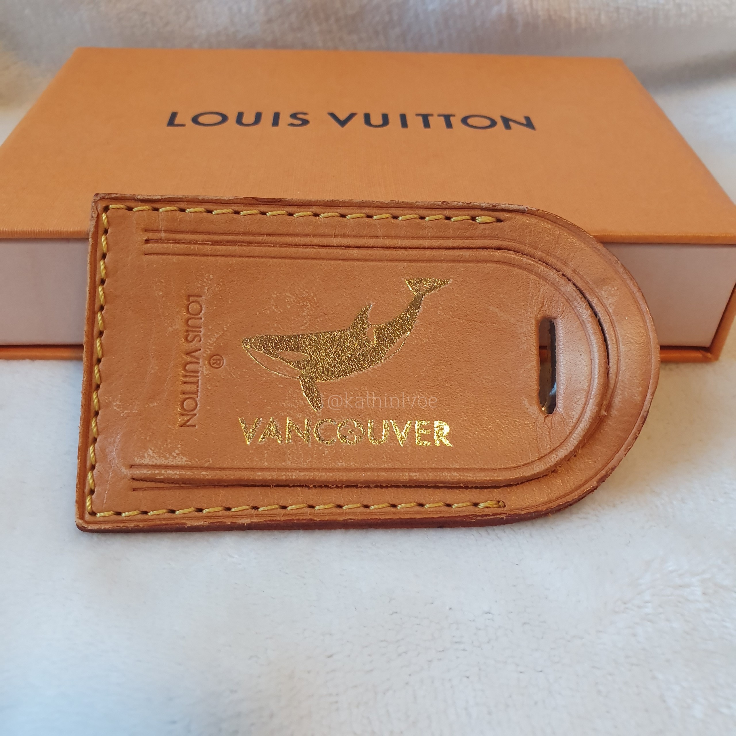 EVENTS: hot stamping with Louis Vuitton - Bikinis & Passports