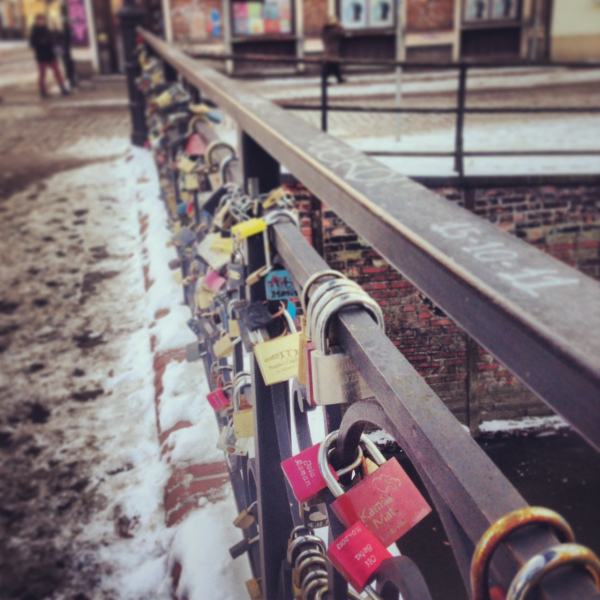 Kjærlighetsbroer – tradisjon festet i Polen